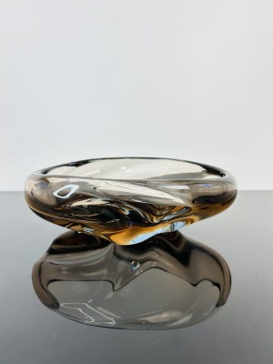 Jaroslav Beranek (1927-2006), Sommerso Art Glass Bowl by Škrdlovice Glassworks, 1955