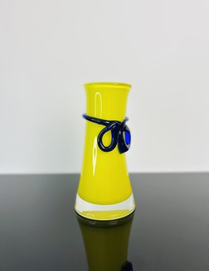 Jaroslav Svoboda, Yellow Art Glass Vase by AG Karlov Glassworks