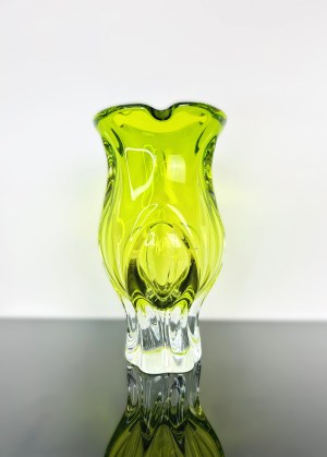Josef Hospodka (1923-1989), Citrine Massive Vase by Josef Michal Hospodka, Chřibská, 1964