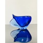 Mária Stáhlíková & Milena Velíšková, Blue Art Glass Vase by Mária Stáhlíková & Milena Velíšková, Škrdlovice Glassworks, 1960, Model 6014