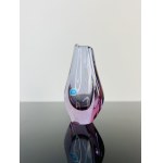 Miloslav Klinger (1922 - 1999), Alexandrite Glass Vase by Glassworks Zelezny Brod (ZBS)