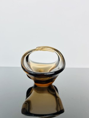 Emanuel Beranek (1899-1973), Amber Glass Basket by Škrdlovice Glassworks, Pattern 51100