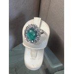 18K GOLD RING WITH EMERALD AND LABGROWN DIAMONDS
