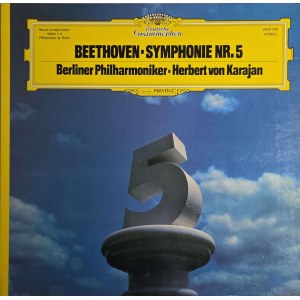 Ludwig van Beethoven, Sinfonie Nr. 5, unter der Leitung von Herbert von Karajan, gespielt von den Berliner Philharmonikern, Deutsche Grammophon (Vinyl)