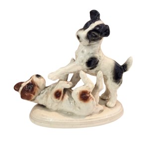 Porcelain dogs, Sitzendorfer