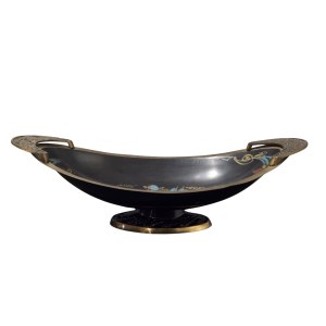 Decorative fruit platter