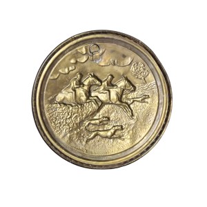 Decorative plate with hunting scene