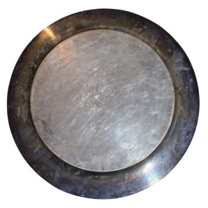 Decorative plate with monogram
