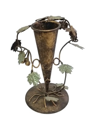 Art Nouveau-inspired vase-wine.