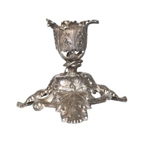 Decorative candle holder in Art Nouveau style