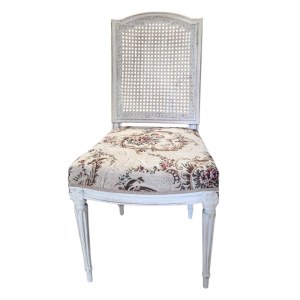 Set of 6 chairs in Louis XVI style