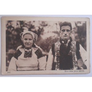 Hutsul bride and groom