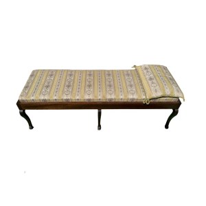 Elegant mahogany bench