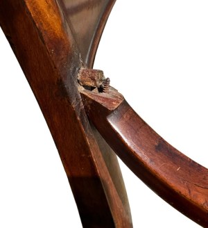 Elegant pair of armchairs