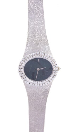 Women's wristwatch, Corum