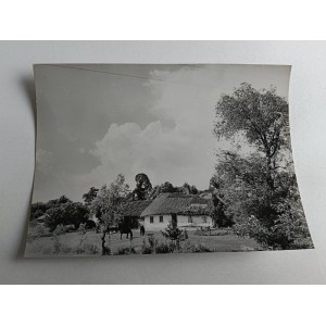 ZDJĘCIE WIEŚ, ROLNICTWO, KONIE, STARA CHATA, FOT MYSTKOWSKI KACZKOWSKI