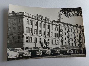 POZNAŃ HOTEL BAZAAR OLD CARS