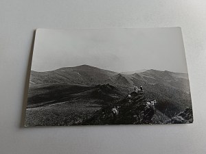 BIESZCZADY HALICZ I ROZSYPANIEC Z KRZEMIENIA W DALI KIŃCZYK BUKOWSKI