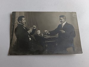 CARD GAME TWO PLAYERS CIGAR CIGARETTE