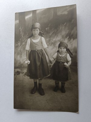 CHILDREN REGIONAL FOLK COSTUMES