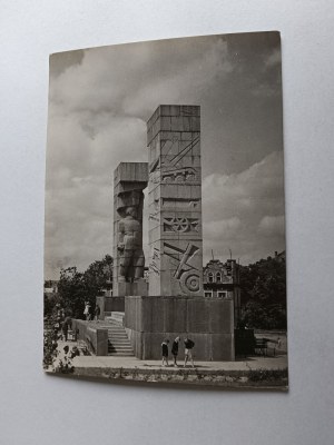 OLSZTYN MONUMENT TO FIGHTERS