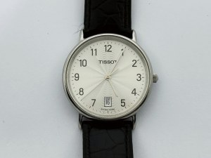 Tissot 33.5 mm men's/unisex watch, original strap and decal on the caseback