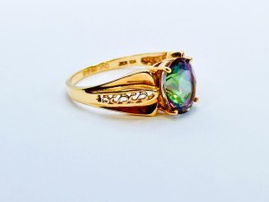 9K/375 Gold Ring with Mystic Topaz