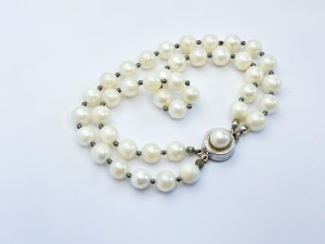 Double silver bracelet with Akoya saltwater pearls