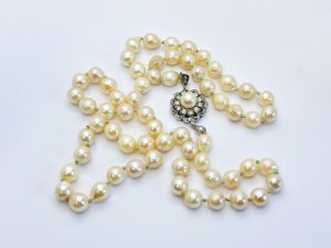 Silver Akoya saltwater pearl necklace