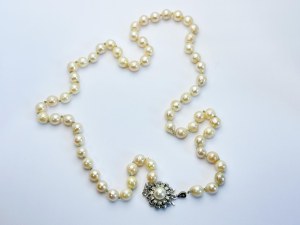 Silver Akoya saltwater pearl necklace