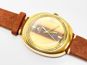 Jaeger-LeCoultre Master-Quartz 38 mm men's watch