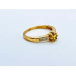 Złoty pierścionek 9K/375 z Diamentami 0.06 Ct oraz Oliwinem