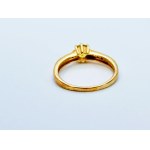 Złoty pierścionek 9K/375 z Diamentami 0.06 Ct oraz Oliwinem