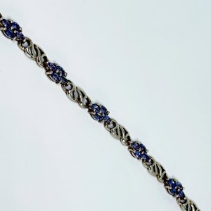Silver bracelet with natural Tanzanites