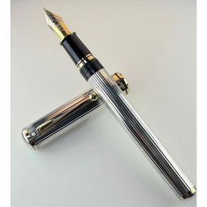 Pen - Sheaffer Grand Connaisseur in silver with godron pattern in perfect condition...