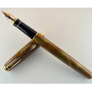 Pen - The Parker Sonnet, first introduced in 1994, was designed to be a modern classic...