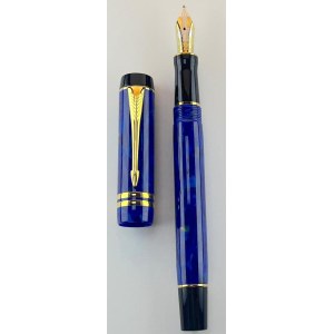 Pen - Parker Duofold International blue lapis in unused condition...