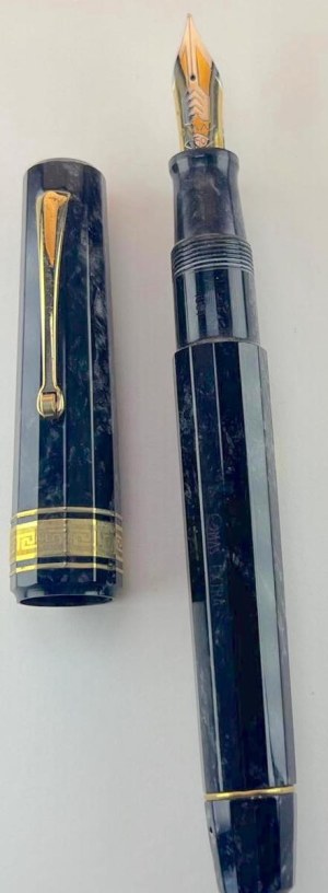Pen - In1991 Omas introduced the Collezione Celluloide which comprised...