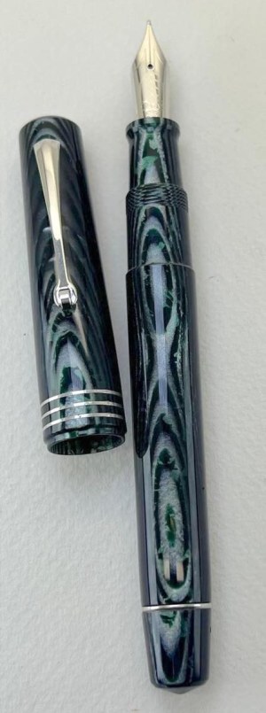 Pen - Among the wide selection of celluloids offered by Omas in the 1990s' arco colors...
