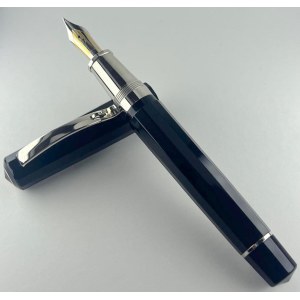 Pen - The Omas Paragon New Style, also called Grand Paragon, was introduced in the early 2000s...