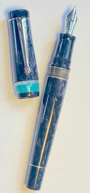 Pen - The Capri series was manufactured by Delta in 2008 and comprises two sizes...