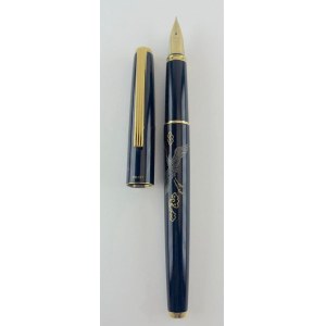 Pen - Vintage Pilot pen with maki-e decoration of a crane...