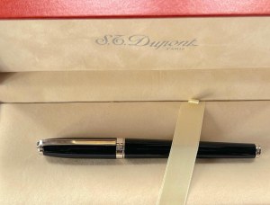 Pen - Fidelio fountain pen in black lacquer in unused condition with original box and papers...