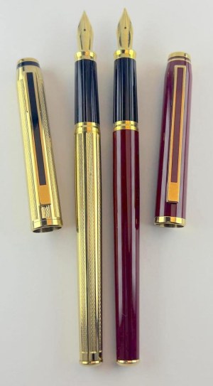 Pen - Lot of 2 Cross Signature fountain pens: burgundy lacquer and gold filled...