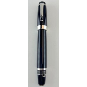 Pen - Montblanc Boheme small size in black resin with retractable nib and black stone...