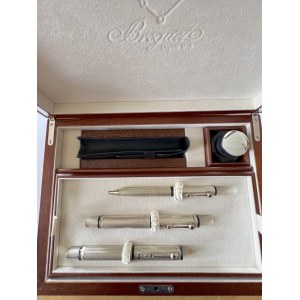 Pen - With this limited edition, issued in 2002...