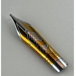 Pen - Lot of spare parts comprising a Delta Pompei fountain pen with damaged section...