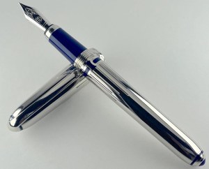Pen - Issued in 1997 in 1847 pieces, this Louis Cartier Art Deco limited edition...