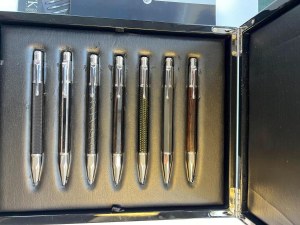 Pen - This set o 7 Various ballpoint was designed to offer an original approach to black and its power...