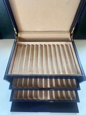 Pen - Luxurious pen cabinet in blue leather with three drawers with creamy white lining...